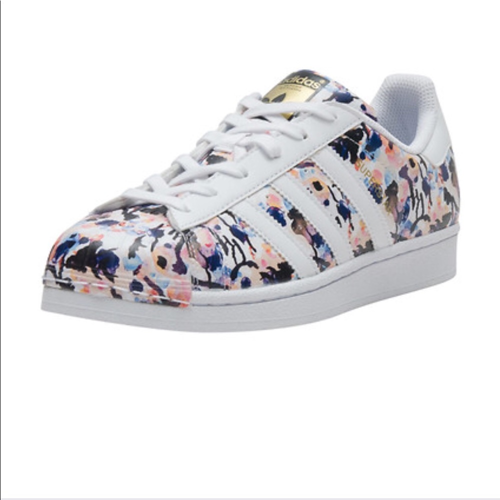 Adidas superstar in multicolor
